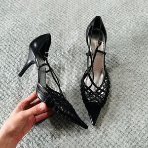 BCBGgirls Iconic Black Leather Pointed Toe Strappy Kitten Heels Sexy Pumps 11